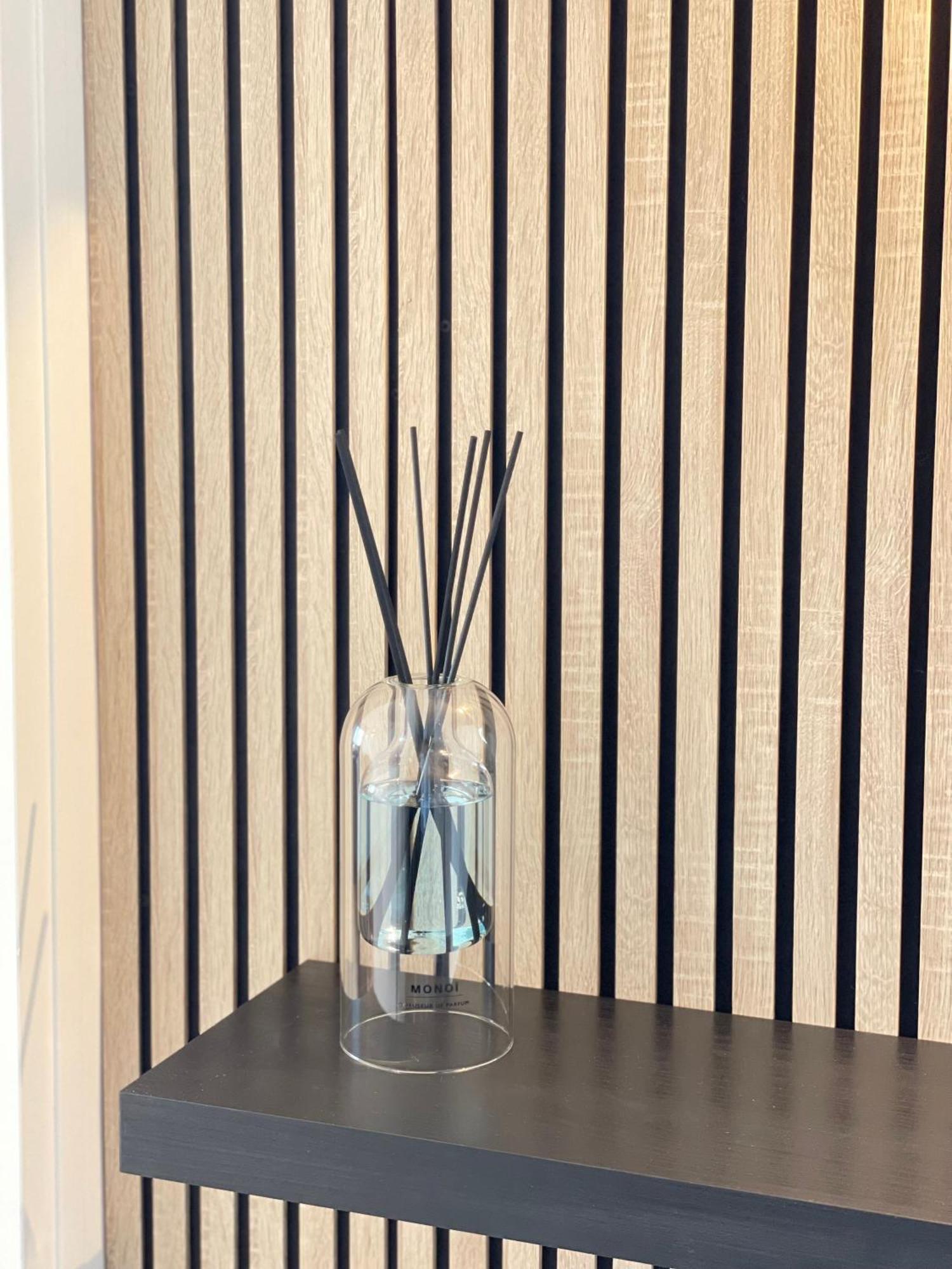 Paris Pantin Magnifique Appartement 4 Pieces De 108M2 Avec 2 Parking Interieur - Tres Cosy Pour 1 A 12 Personnes - Entierement Refait A Neuf Entire Apartment Luxurious And Warm - Pantin Paris 19 Eme Free Wifi Gratuit Exterior photo
